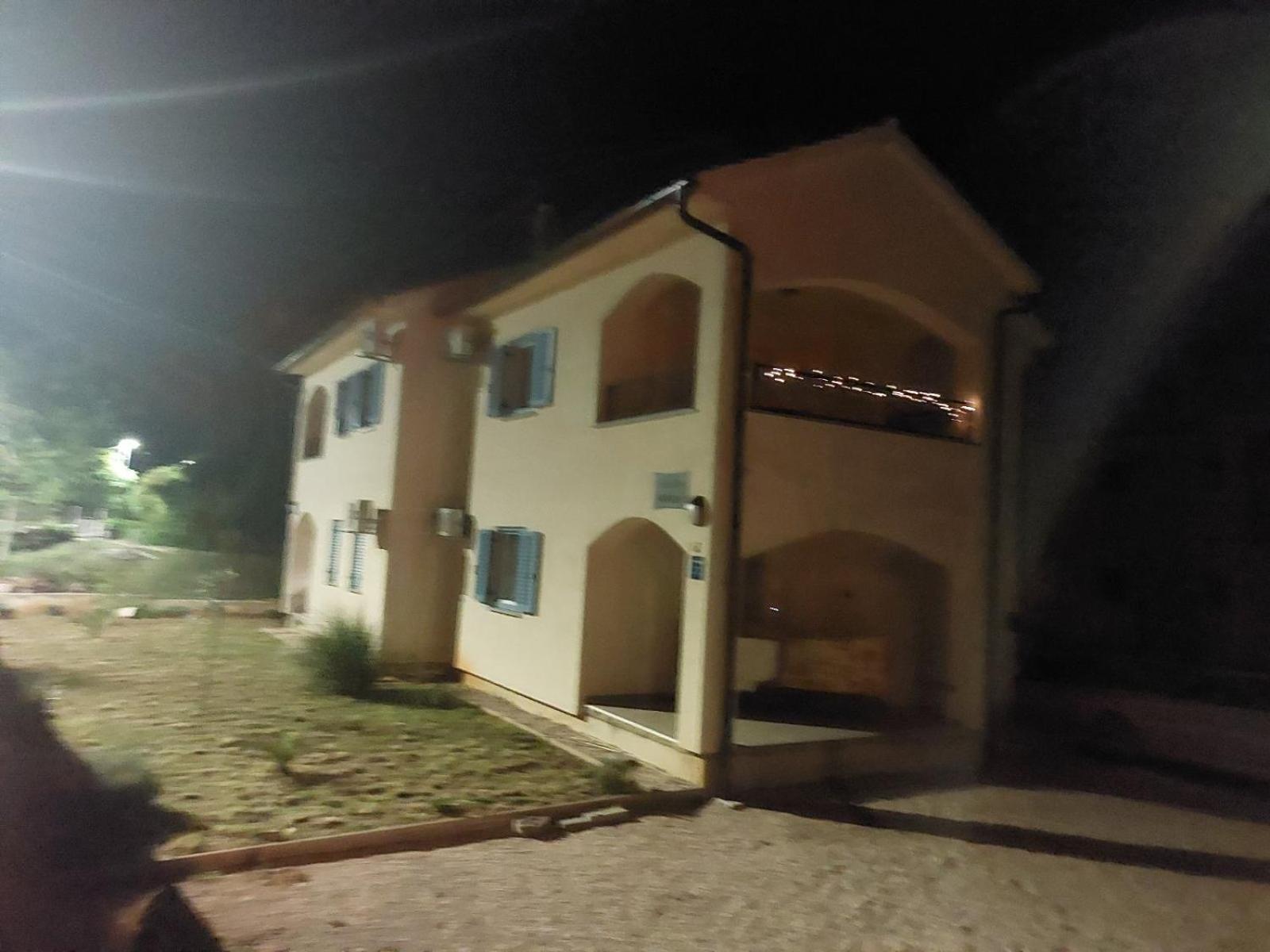 Blue Harmony 2 Apartamento Malinska Exterior foto